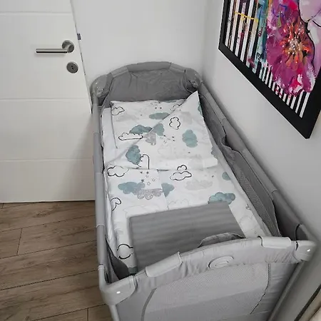 アパート Emem Luxury ベオグラード